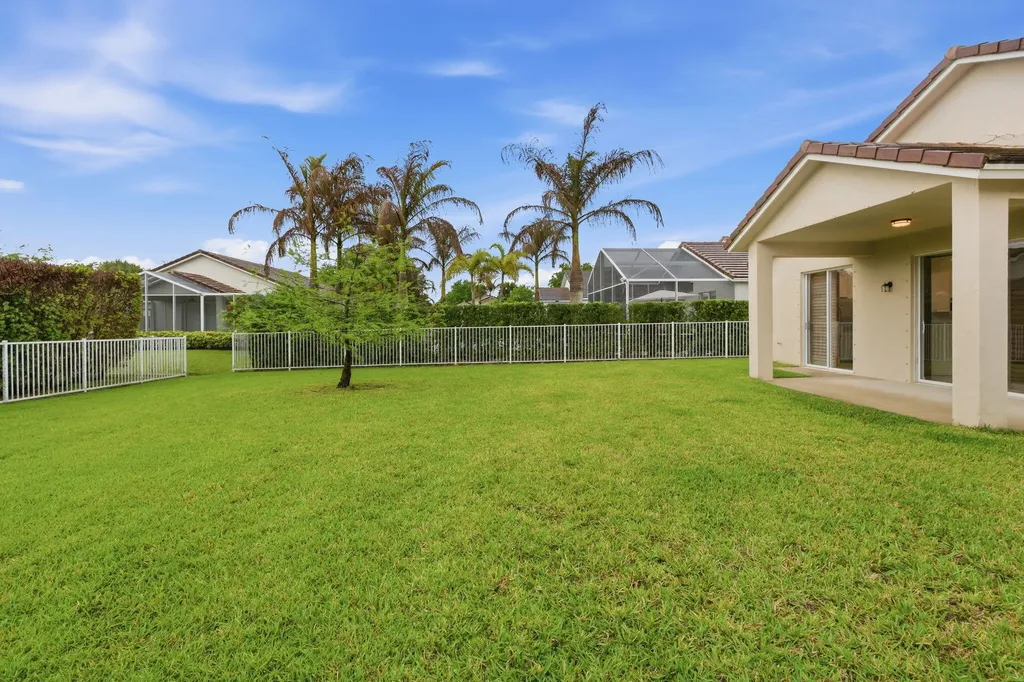 9573 SW Flowermound Circle Port St Lucie FL 34987