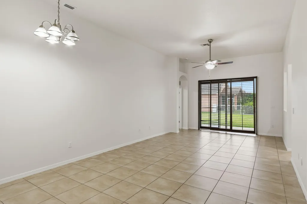 9573 SW Flowermound Circle Port St Lucie FL 34987