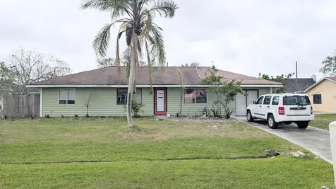 2481 SE Addison Street Port St Lucie FL 34984