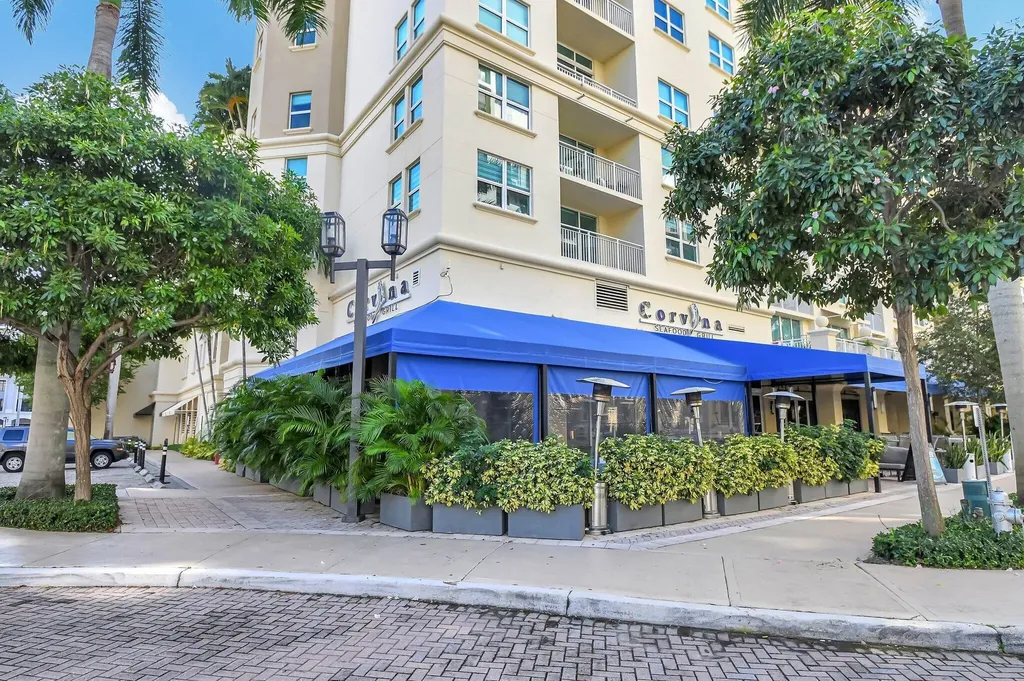 99 SE Mizner Boulevard Boca Raton FL 33432