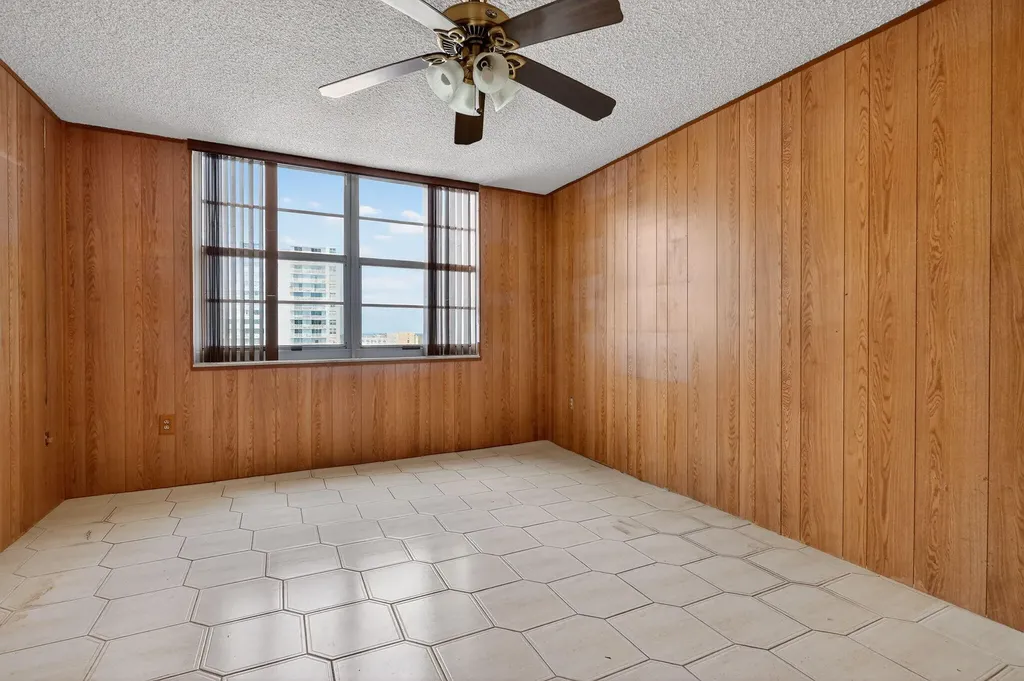 2851 NE 183rd Street Aventura FL 33160
