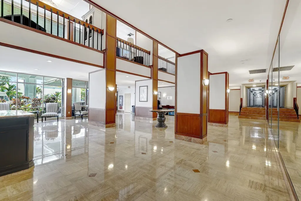 2851 NE 183rd Street Aventura FL 33160