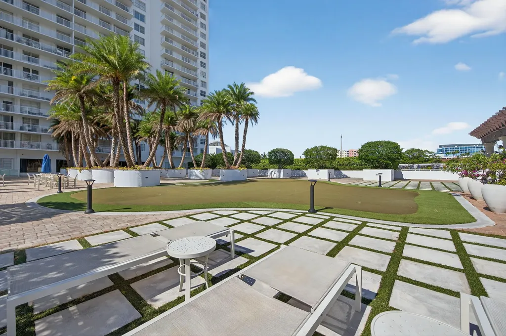 2851 NE 183rd Street Aventura FL 33160