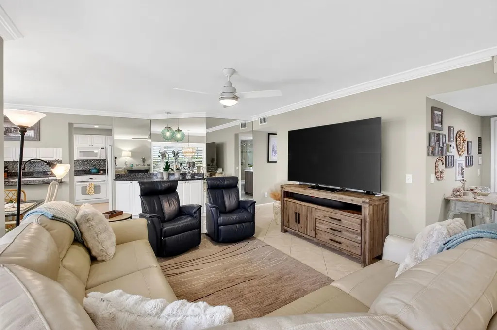 75 Venetian Drive Delray Beach FL 33483