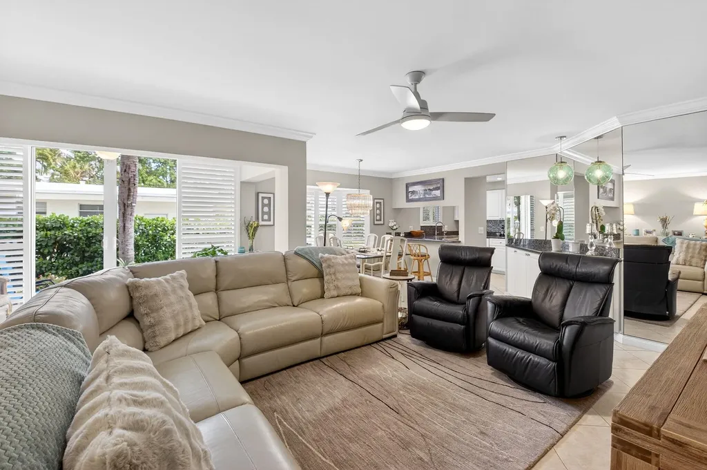 75 Venetian Drive Delray Beach FL 33483
