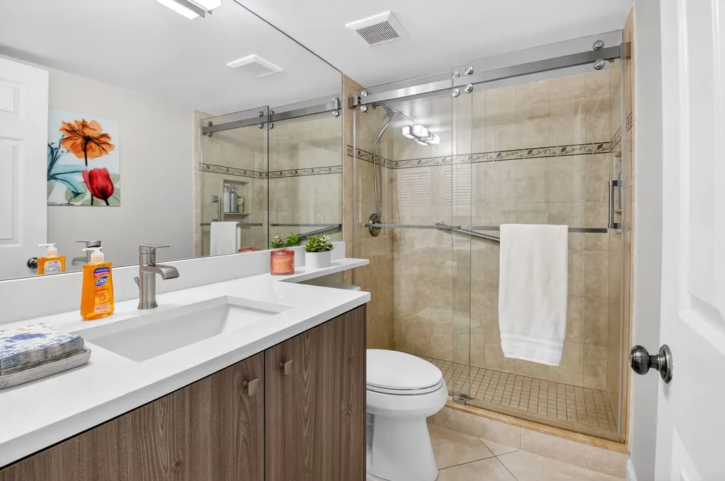 75 Venetian Drive Delray Beach FL 33483