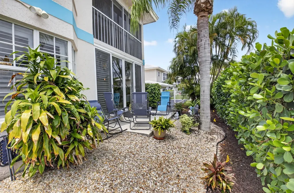 75 Venetian Drive Delray Beach FL 33483