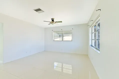 4810 NW 49th Drive Tamarac FL 33319