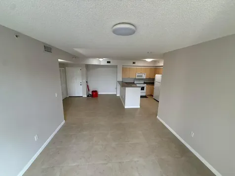 7980 N Nob Hill Road Tamarac FL 33321