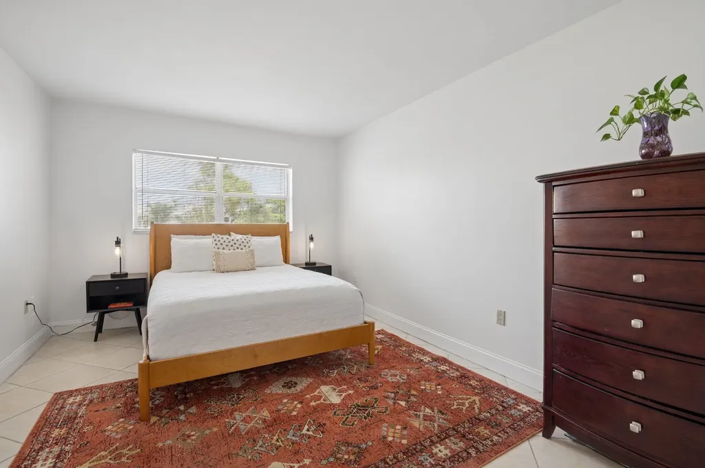 8305 Sunrise Lakes Boulevard Sunrise FL 33322