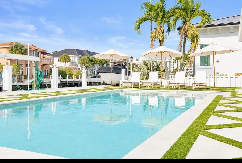 885 Nafa Drive Boca Raton FL 33487