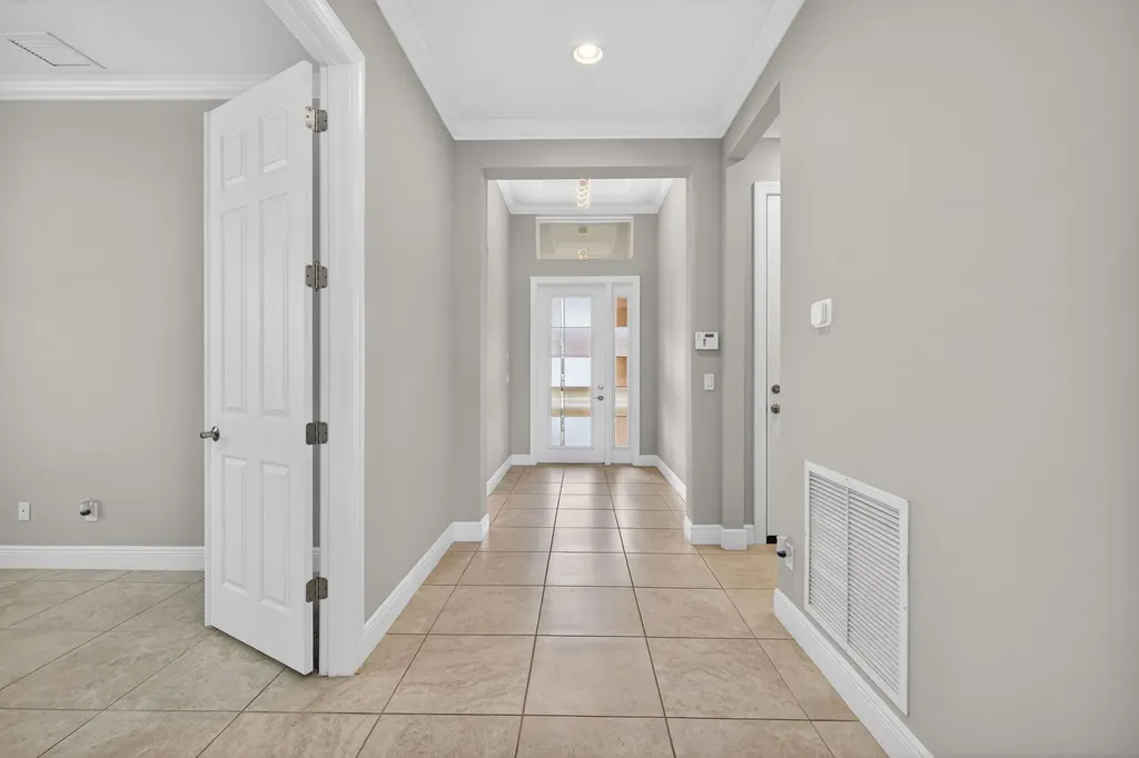 9318 SW Miracoli Way Port St Lucie FL 34987