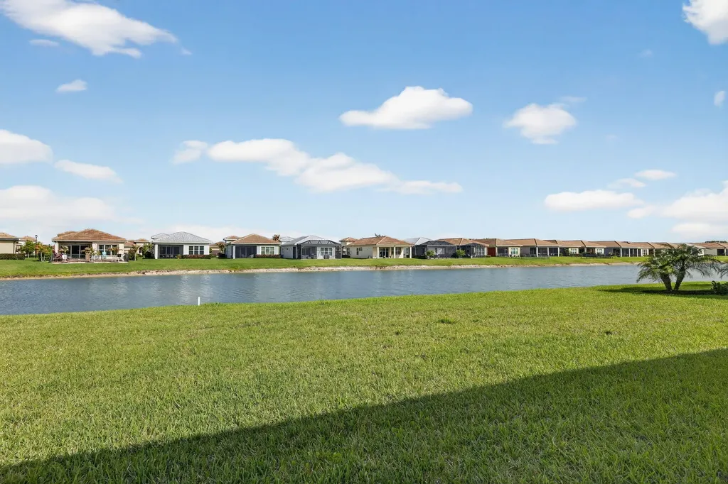 9318 SW Miracoli Way Port St Lucie FL 34987