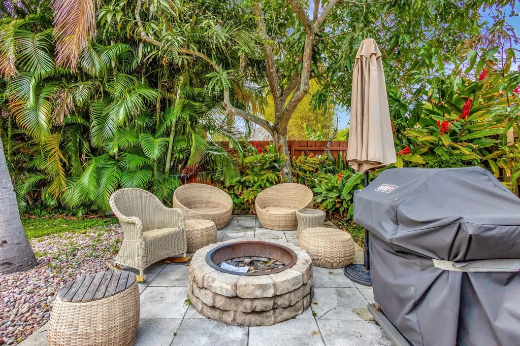 227 NE 12th Street Delray Beach FL 33444
