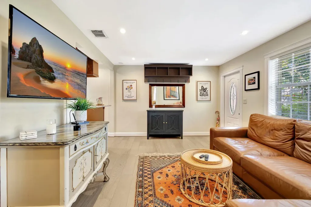 227 NE 12th Street Delray Beach FL 33444