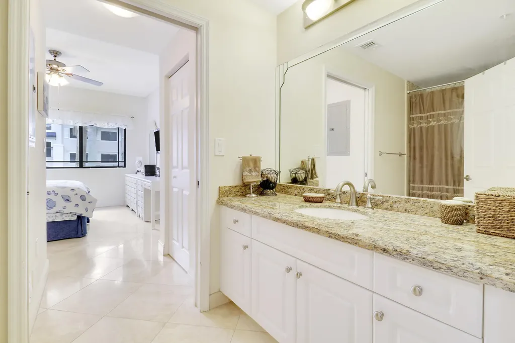 2802 Sarento Place Palm Beach Gardens FL 33410