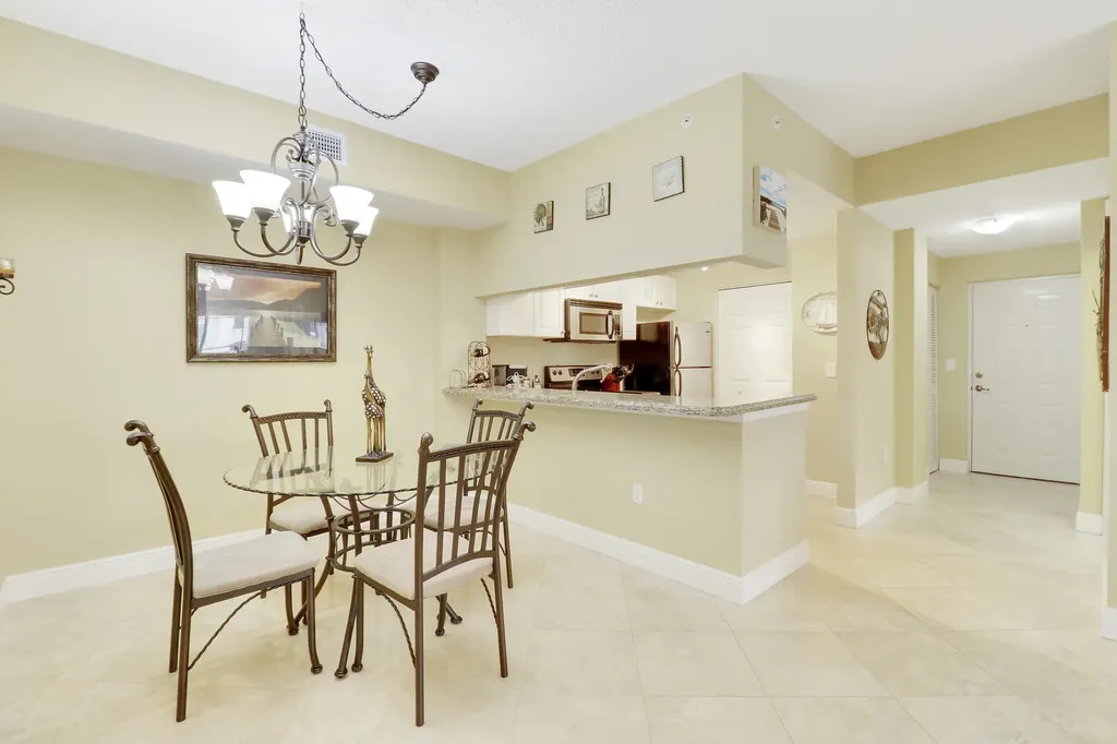 2802 Sarento Place Palm Beach Gardens FL 33410