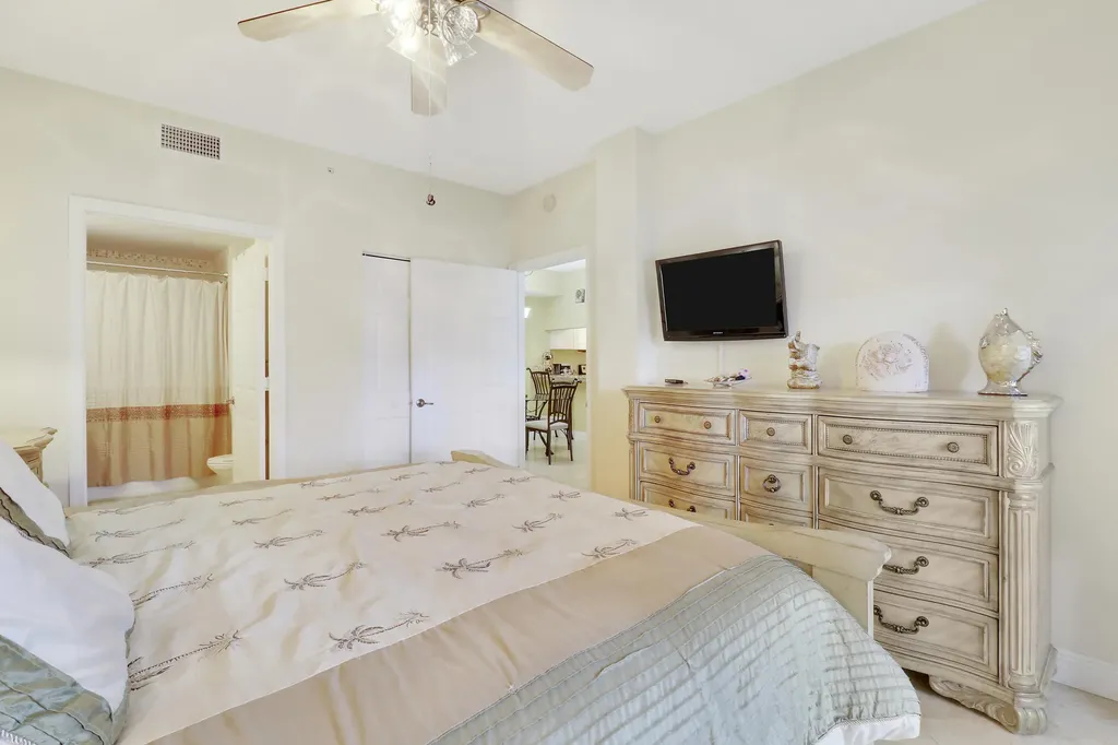 2802 Sarento Place Palm Beach Gardens FL 33410