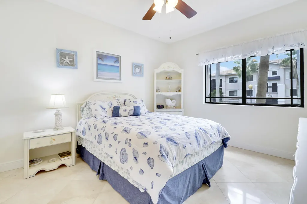 2802 Sarento Place Palm Beach Gardens FL 33410
