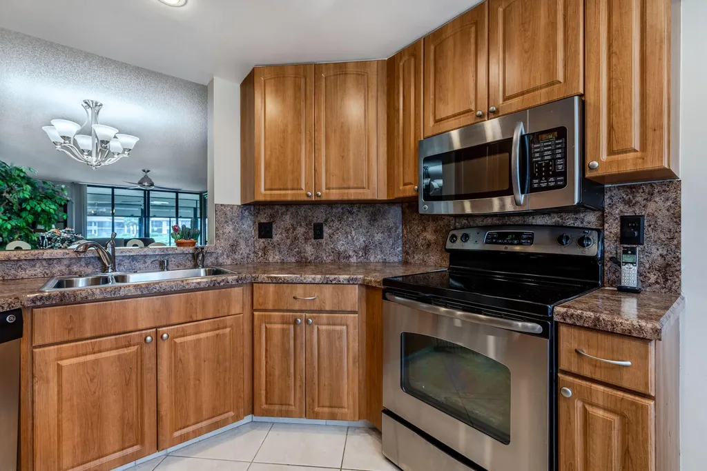 15831 Loch Maree Lane Delray Beach FL 33446