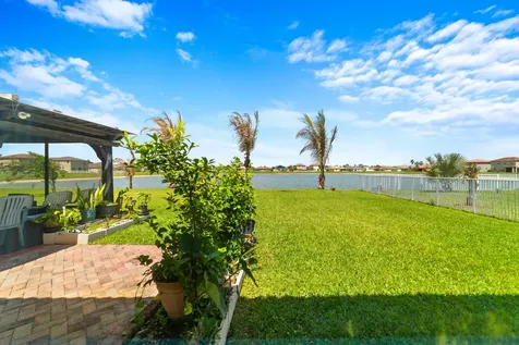 879 Bent Creek Drive Fort Pierce FL 34947