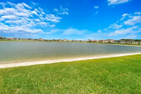879 Bent Creek Drive Fort Pierce FL 34947