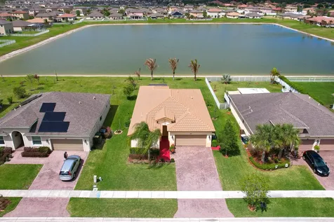 879 Bent Creek Drive Fort Pierce FL 34947