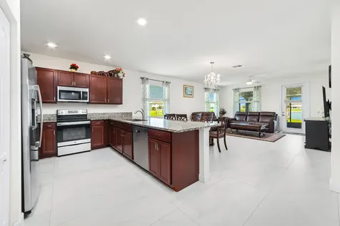 879 Bent Creek Drive Fort Pierce FL 34947