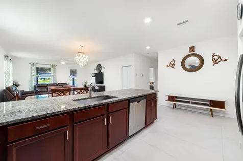 879 Bent Creek Drive Fort Pierce FL 34947