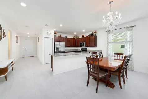 879 Bent Creek Drive Fort Pierce FL 34947