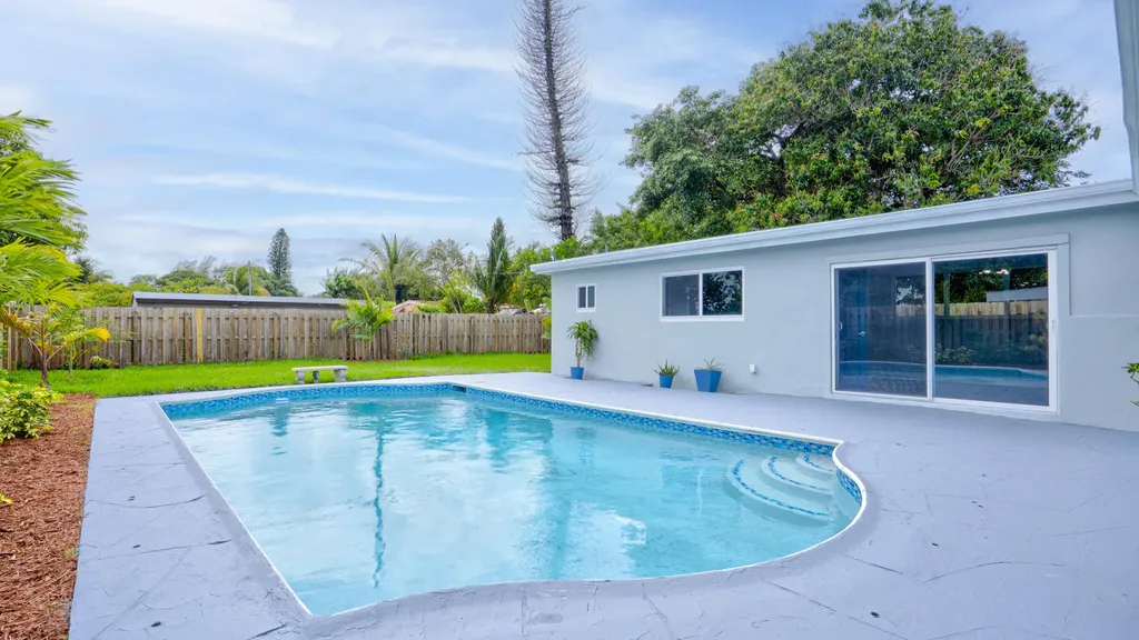 1760 NW 18th Street NW Fort Lauderdale FL 33311