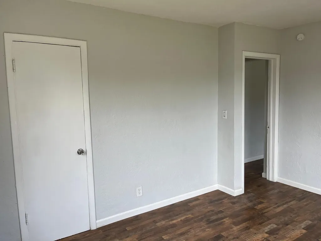 1327 SW 22nd Avenue Fort Lauderdale FL 33312