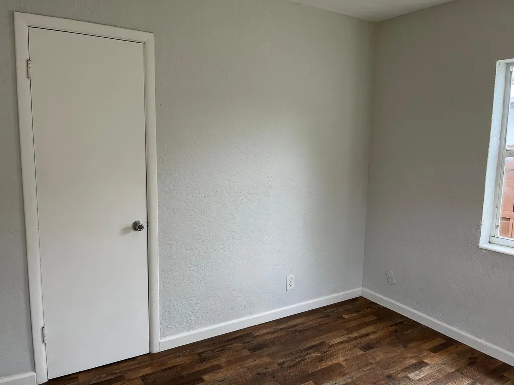 1327 SW 22nd Avenue Fort Lauderdale FL 33312