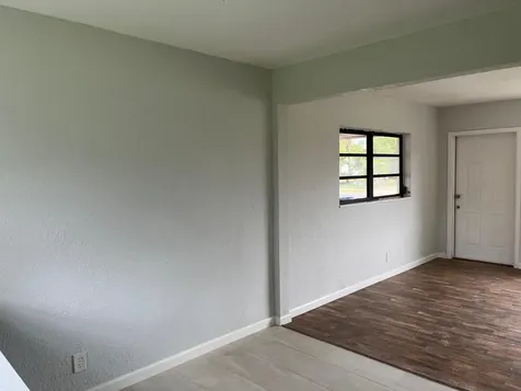 1327 SW 22nd Avenue Fort Lauderdale FL 33312