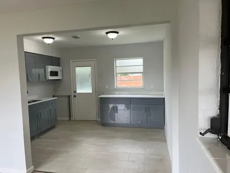 1327 SW 22nd Avenue Fort Lauderdale FL 33312