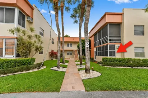 211 Piedmont E Delray Beach FL 33484