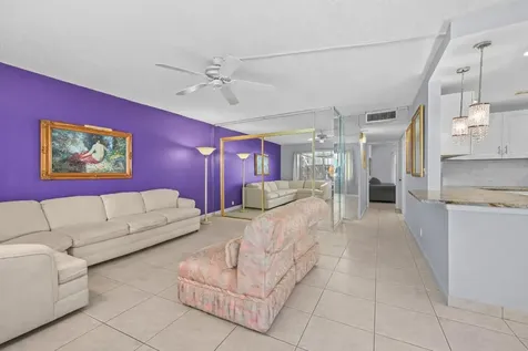211 Piedmont E Delray Beach FL 33484