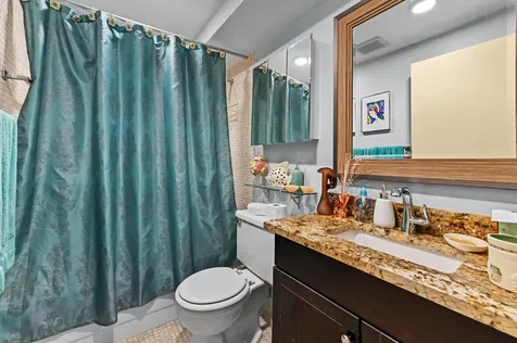 211 Piedmont E Delray Beach FL 33484