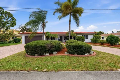 2211 NE 32nd Street Lighthouse Point FL 33064