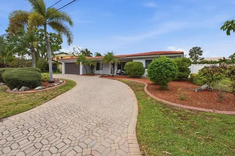 2211 NE 32nd Street Lighthouse Point FL 33064