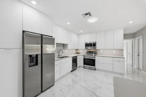 2211 NE 32nd Street Lighthouse Point FL 33064