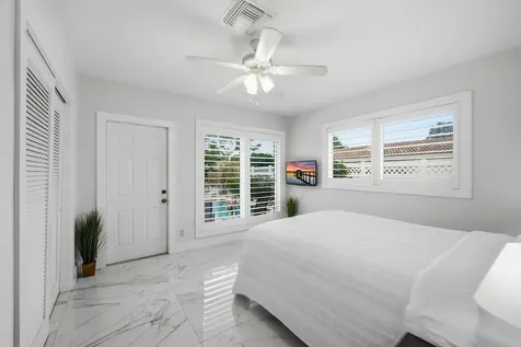 2211 NE 32nd Street Lighthouse Point FL 33064
