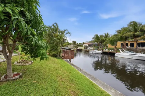 2211 NE 32nd Street Lighthouse Point FL 33064