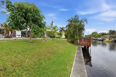 2211 NE 32nd Street Lighthouse Point FL 33064