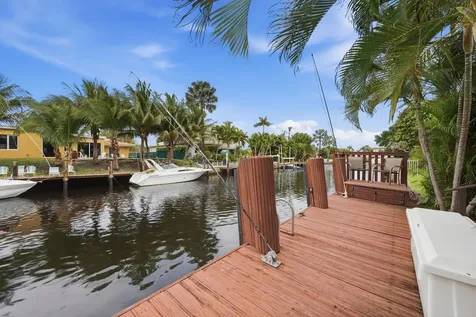 2211 NE 32nd Street Lighthouse Point FL 33064