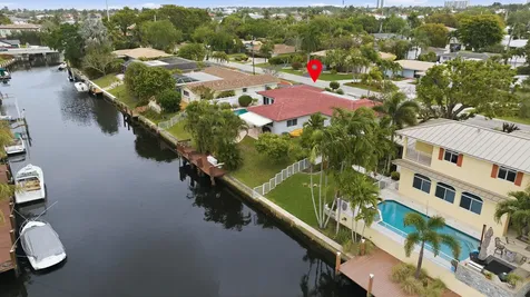 2211 NE 32nd Street Lighthouse Point FL 33064