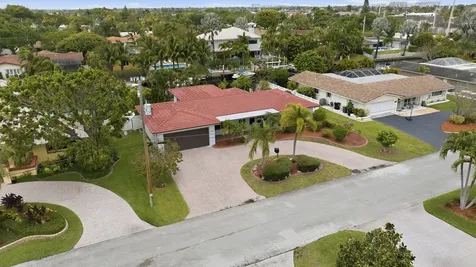 2211 NE 32nd Street Lighthouse Point FL 33064