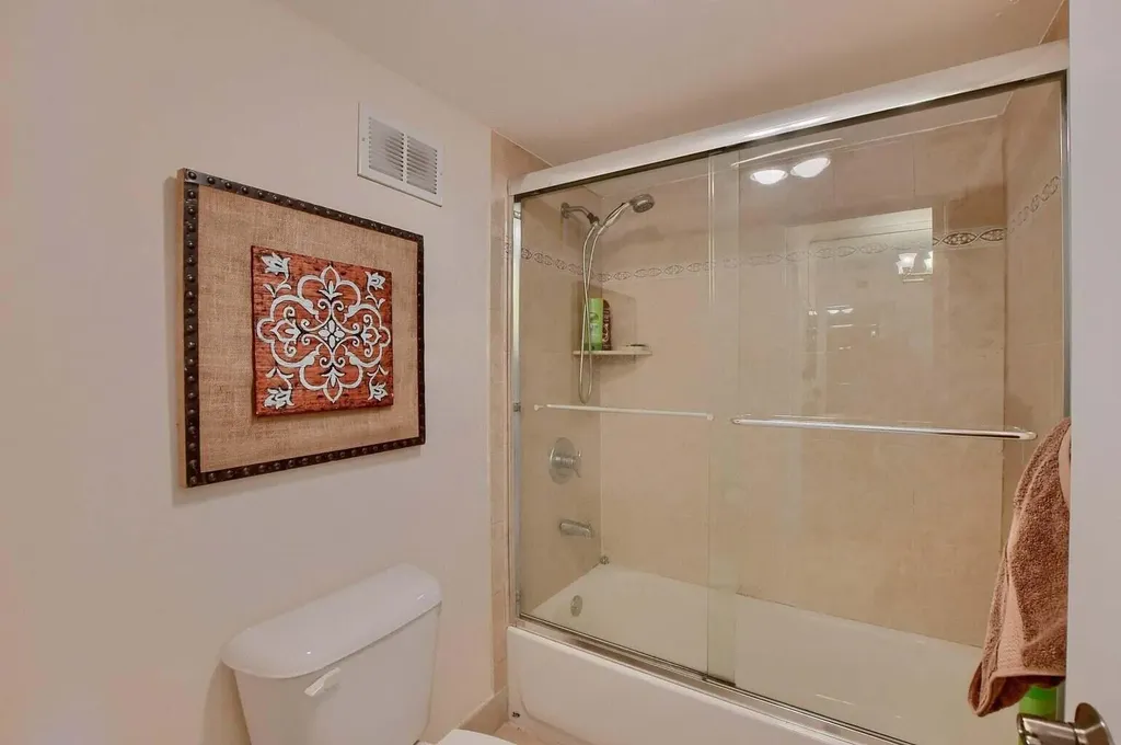 3 Royal Palm Way Boca Raton FL 33432