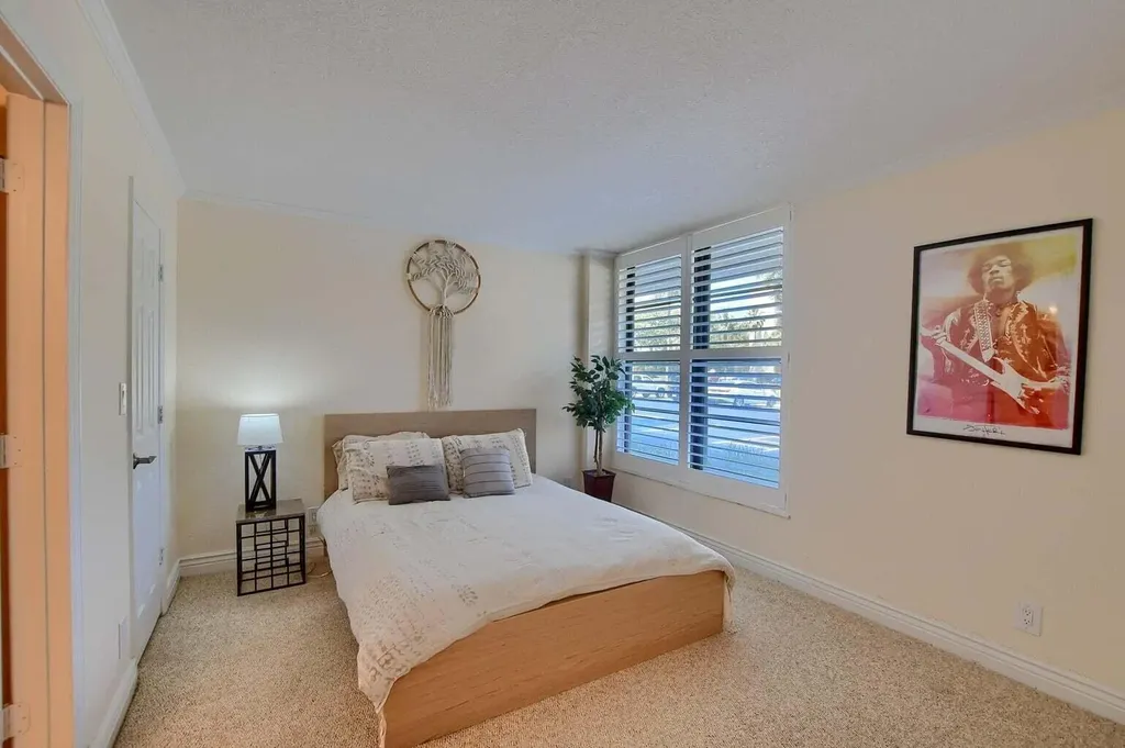 3 Royal Palm Way Boca Raton FL 33432