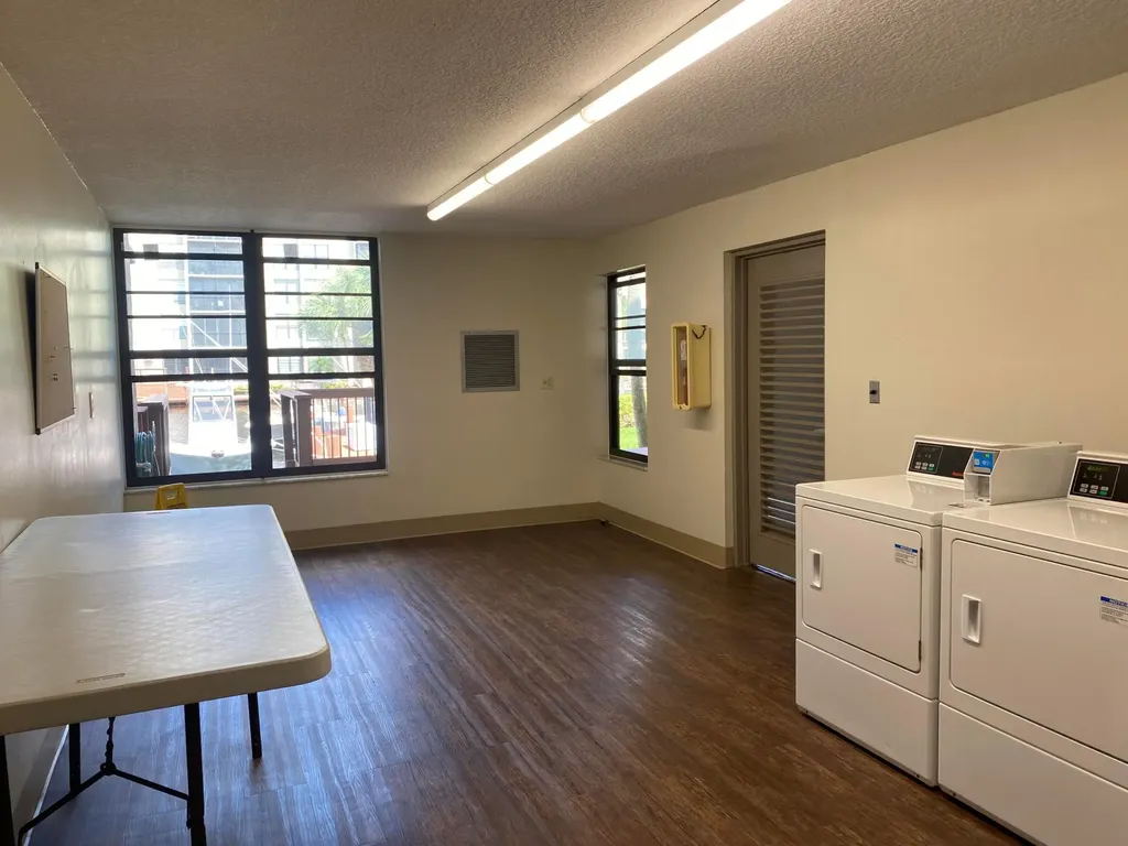 3 Royal Palm Way Boca Raton FL 33432